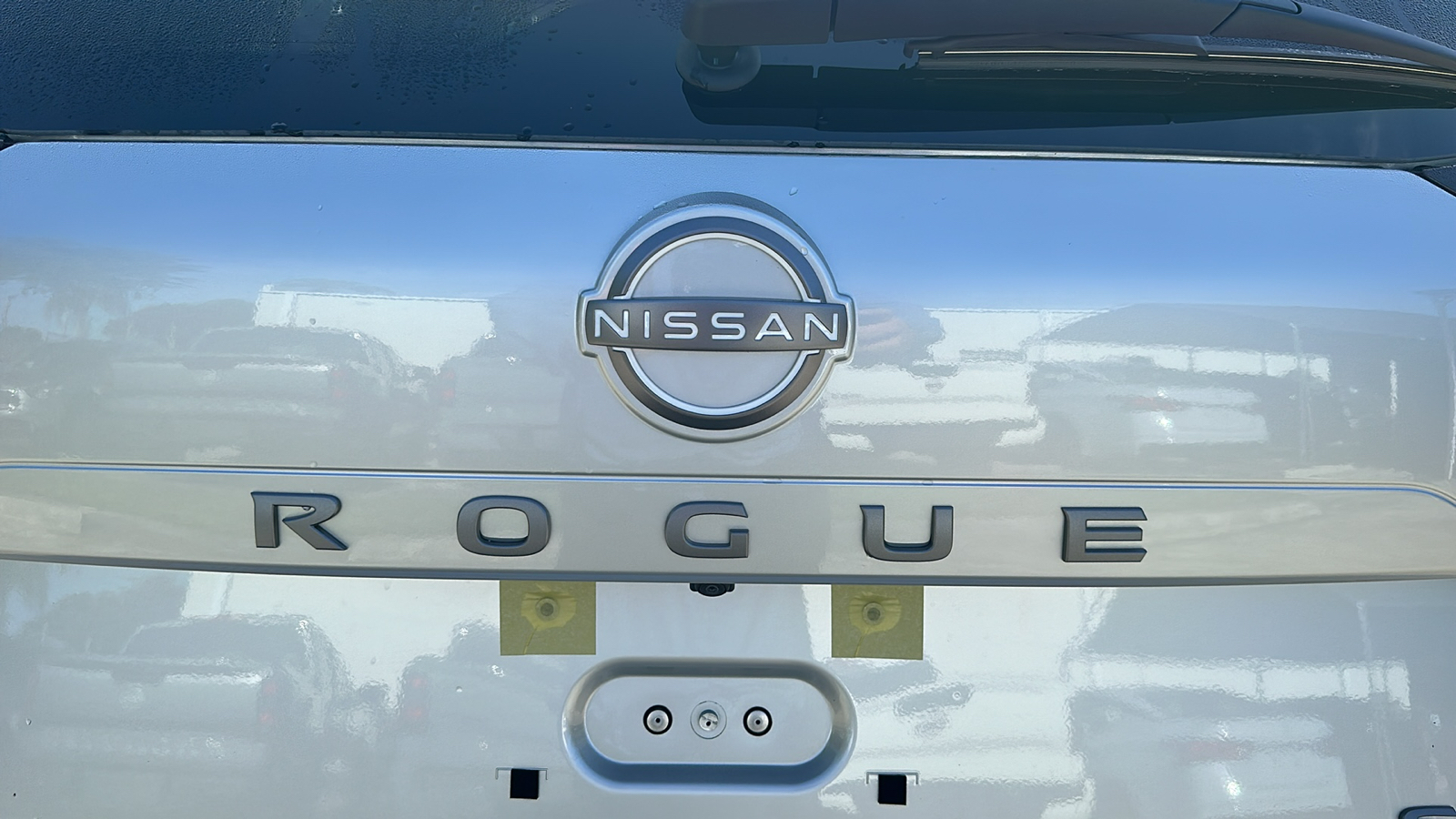 2024 Nissan Rogue SV 10