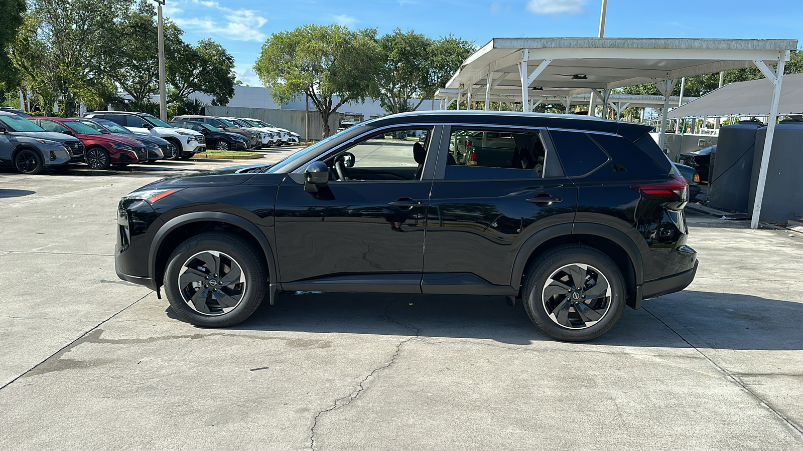 2024 Nissan Rogue SV 4