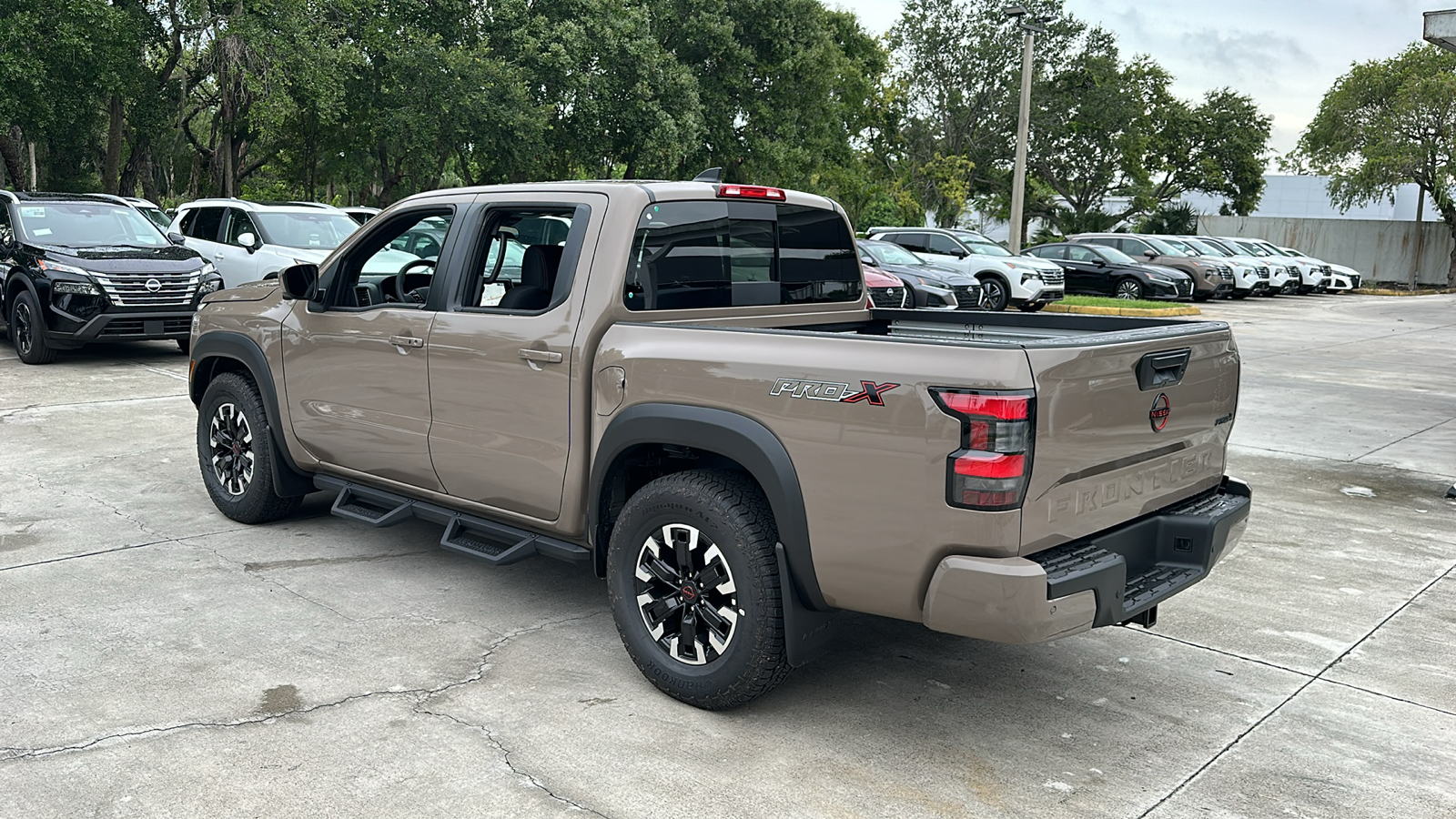 2024 Nissan Frontier PRO-X 5