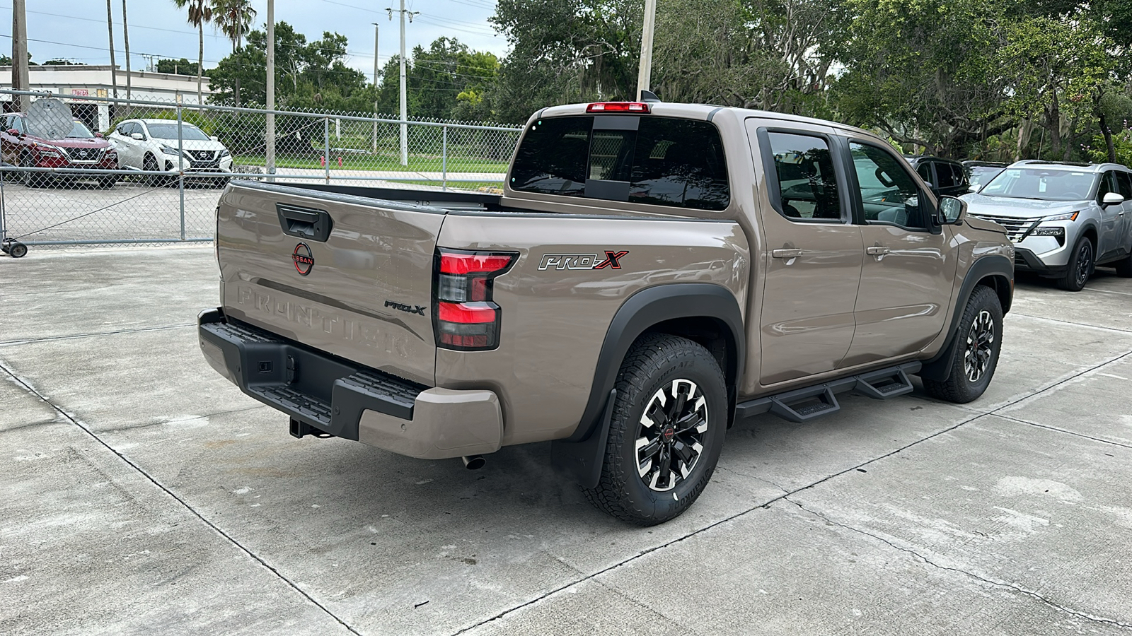 2024 Nissan Frontier PRO-X 7