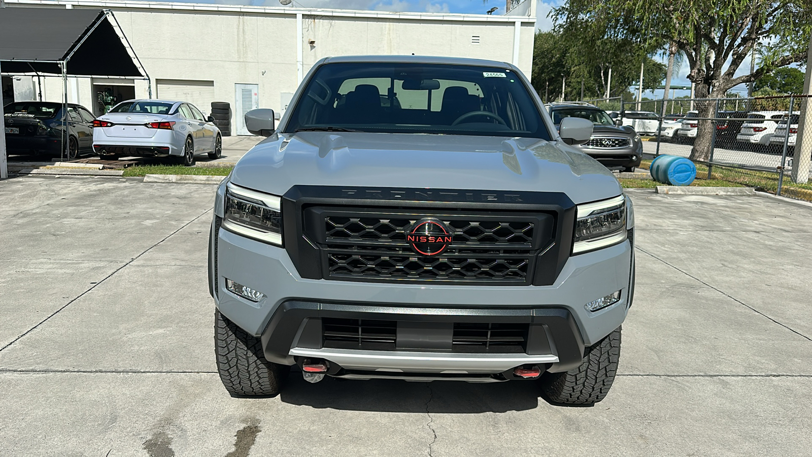 2024 Nissan Frontier PRO-4X 2