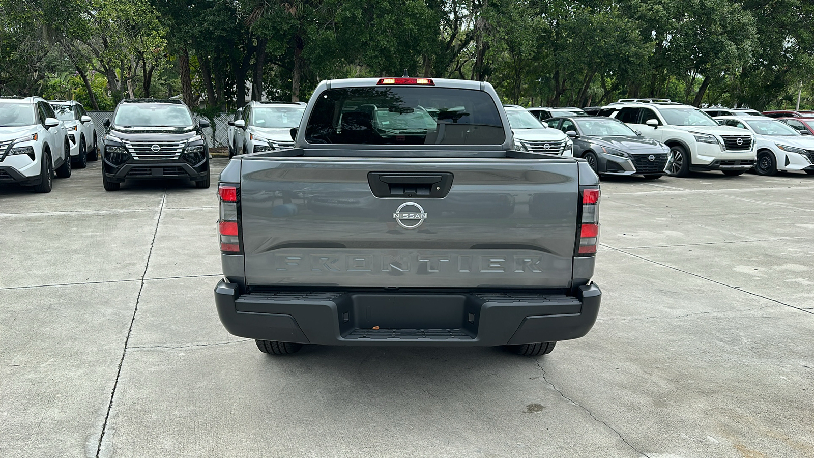 2024 Nissan Frontier S 7