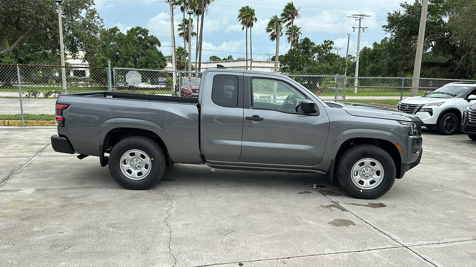 2024 Nissan Frontier S 9