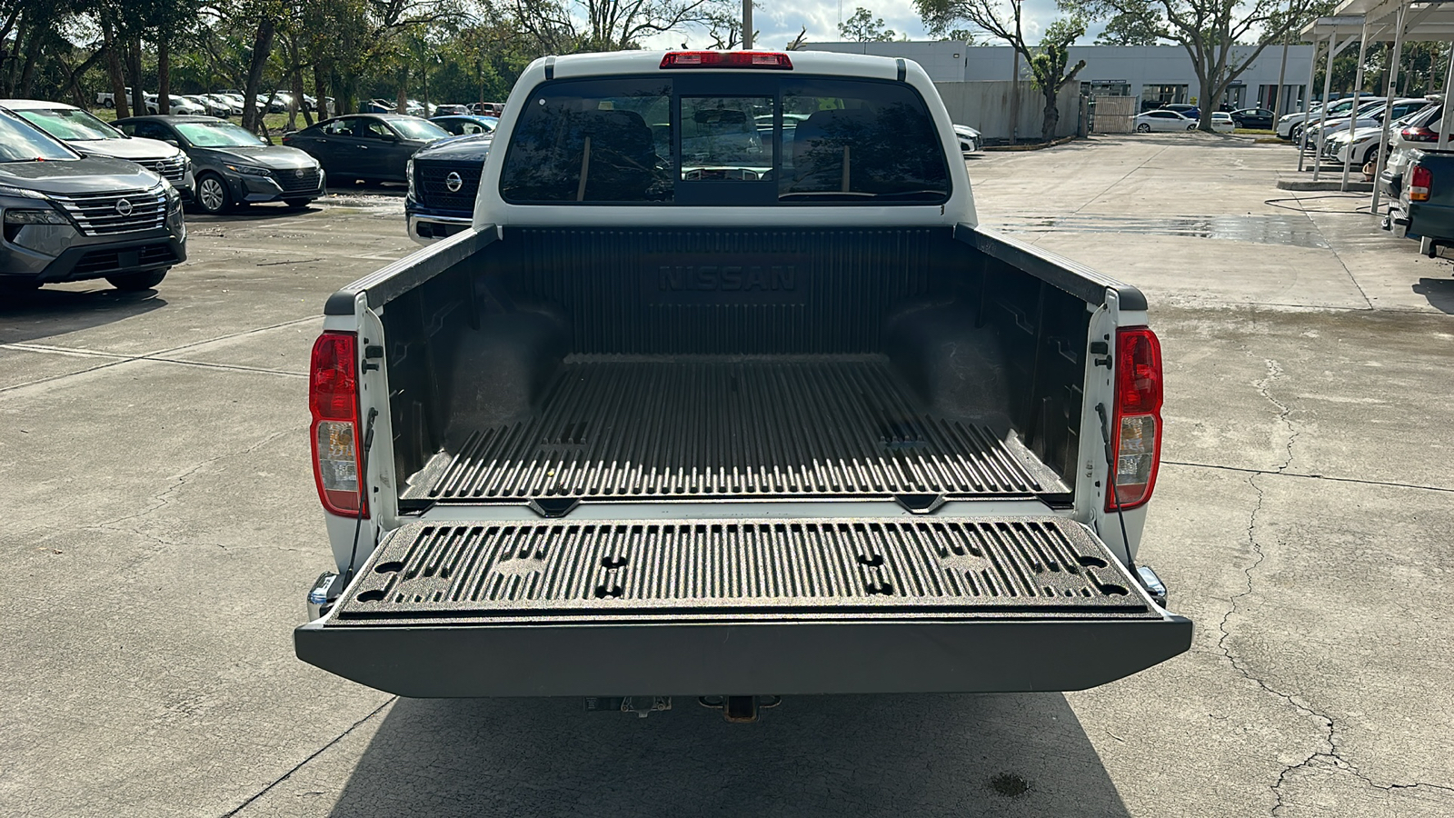 2018 Nissan Frontier SV V6 29