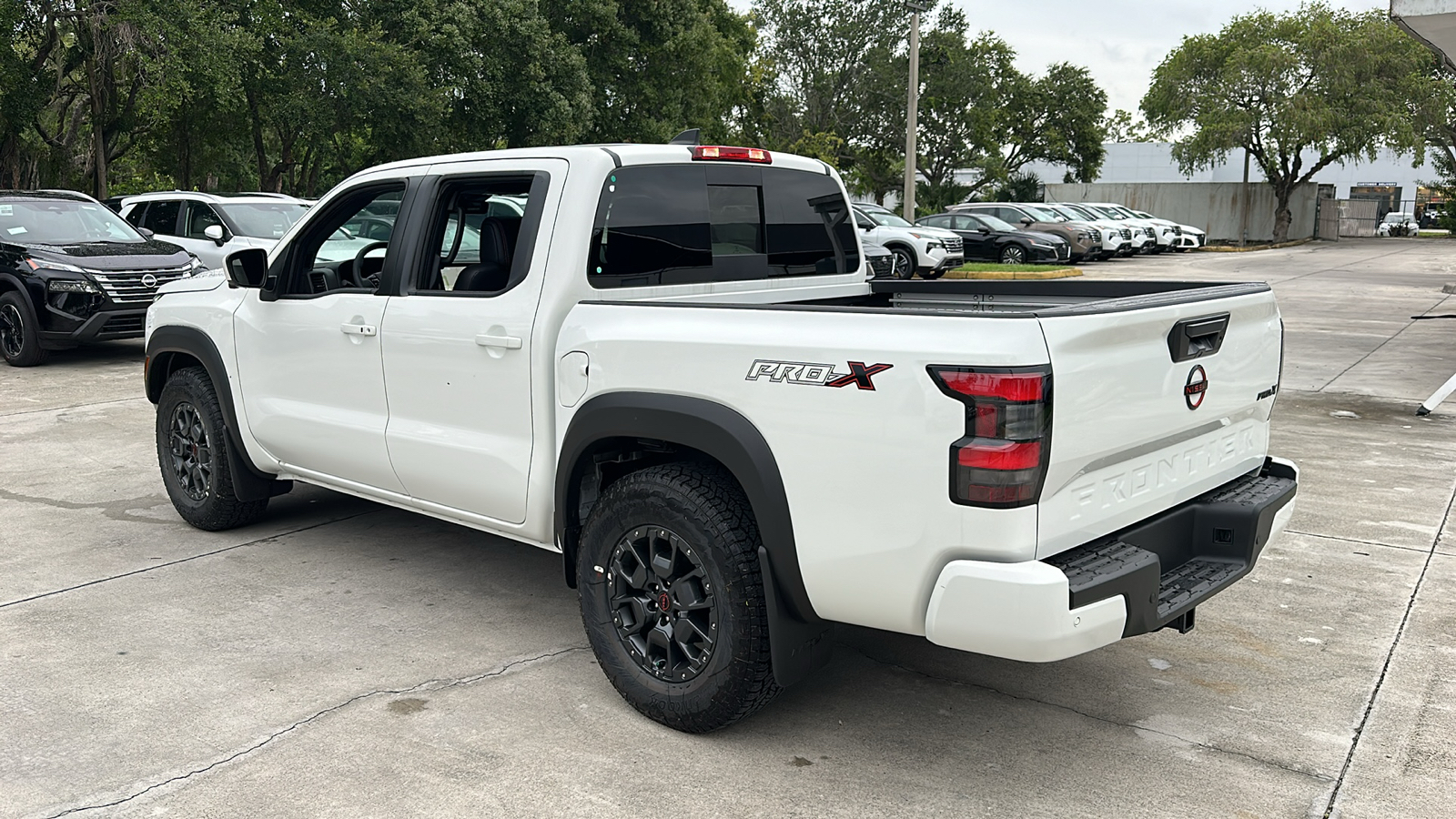 2024 Nissan Frontier PRO-X 5