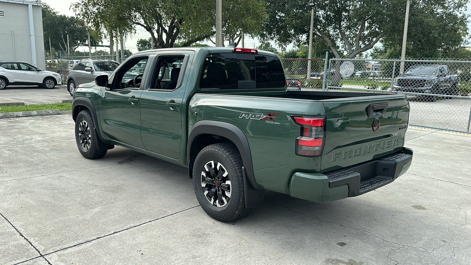 2024 Nissan Frontier PRO-X 5