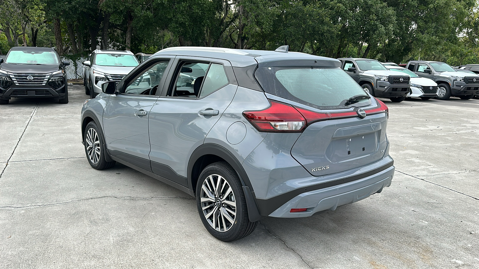 2024 Nissan Kicks SV 6