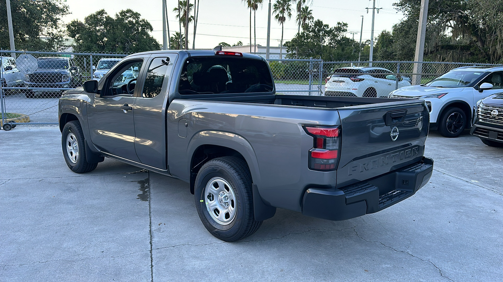 2024 Nissan Frontier S 5