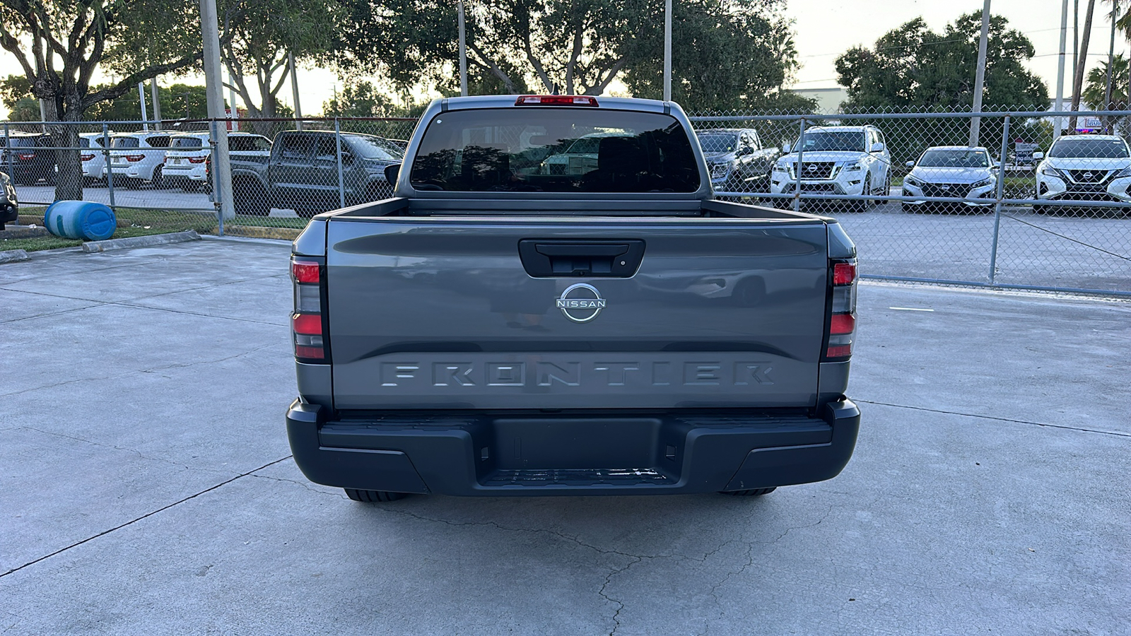 2024 Nissan Frontier S 6