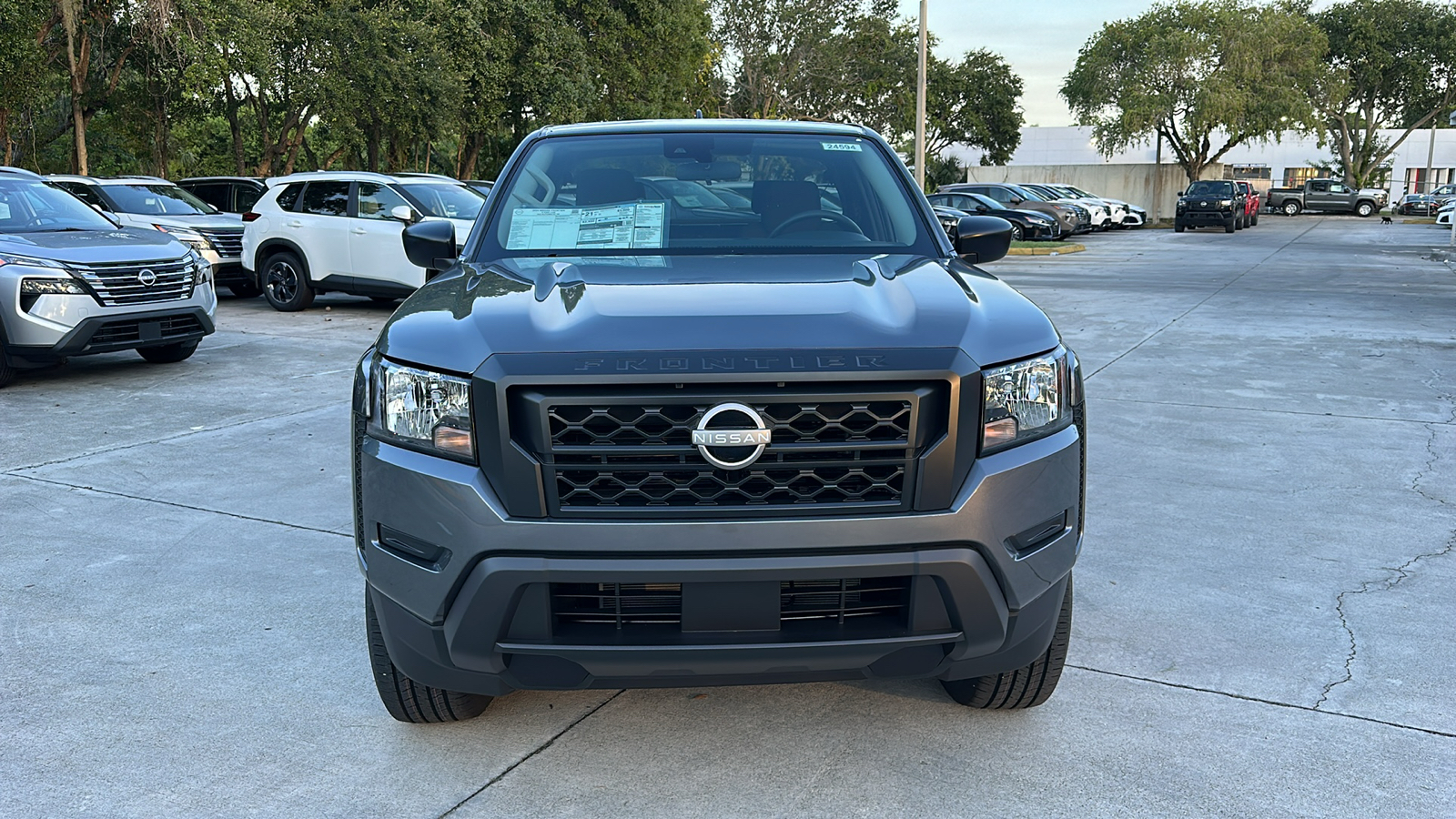 2024 Nissan Frontier S 2