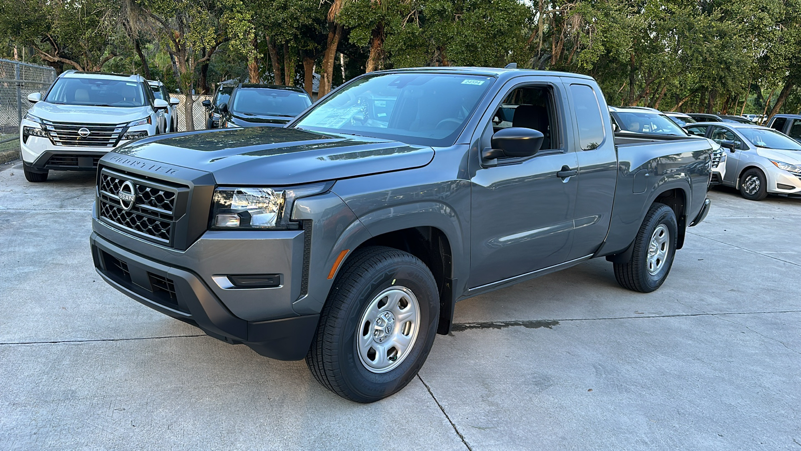 2024 Nissan Frontier S 3