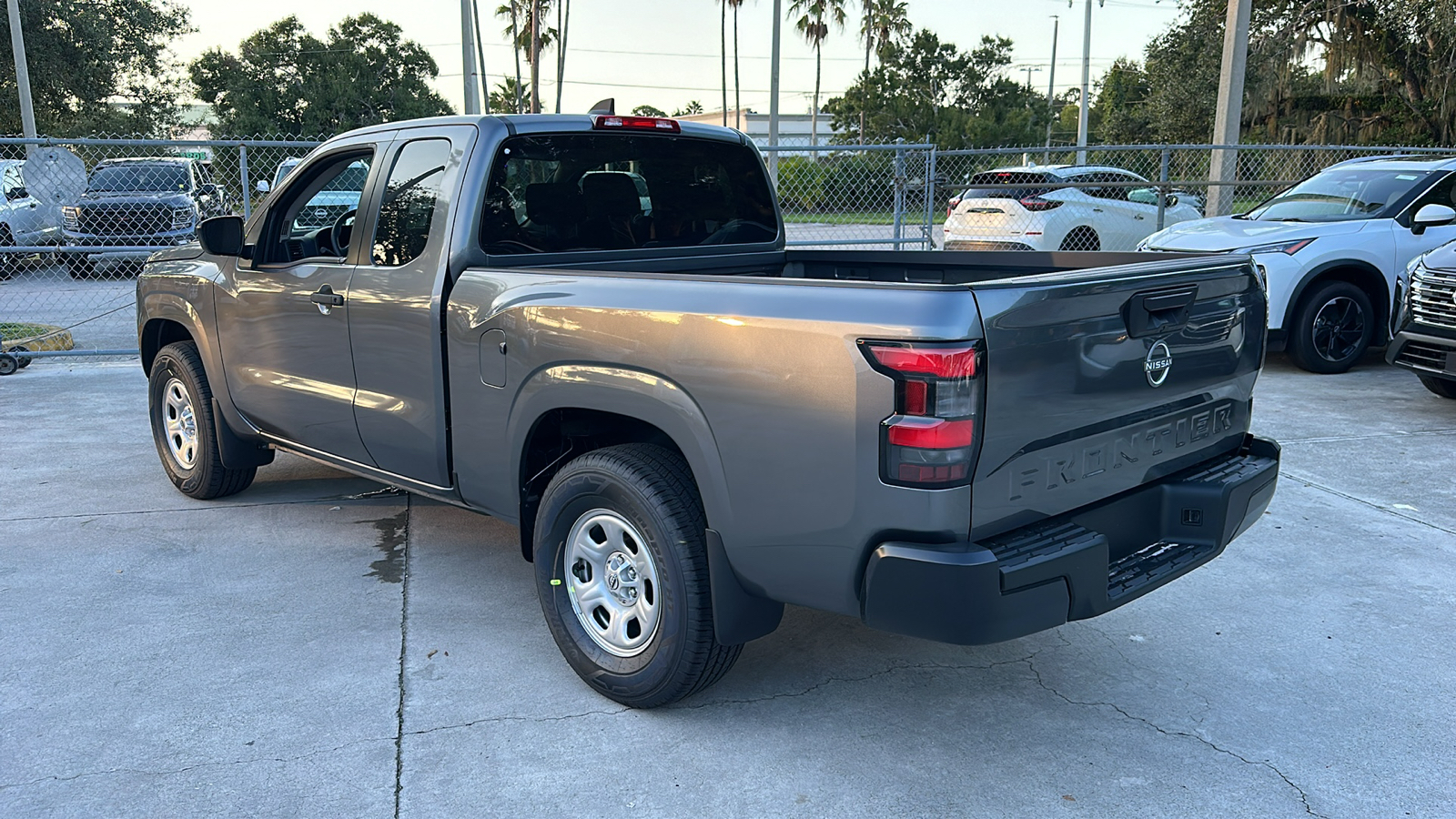 2024 Nissan Frontier S 5