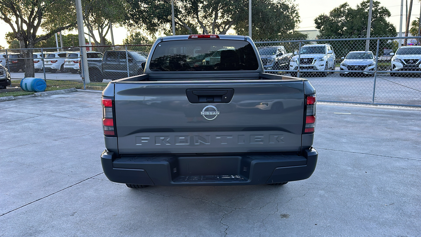 2024 Nissan Frontier S 6