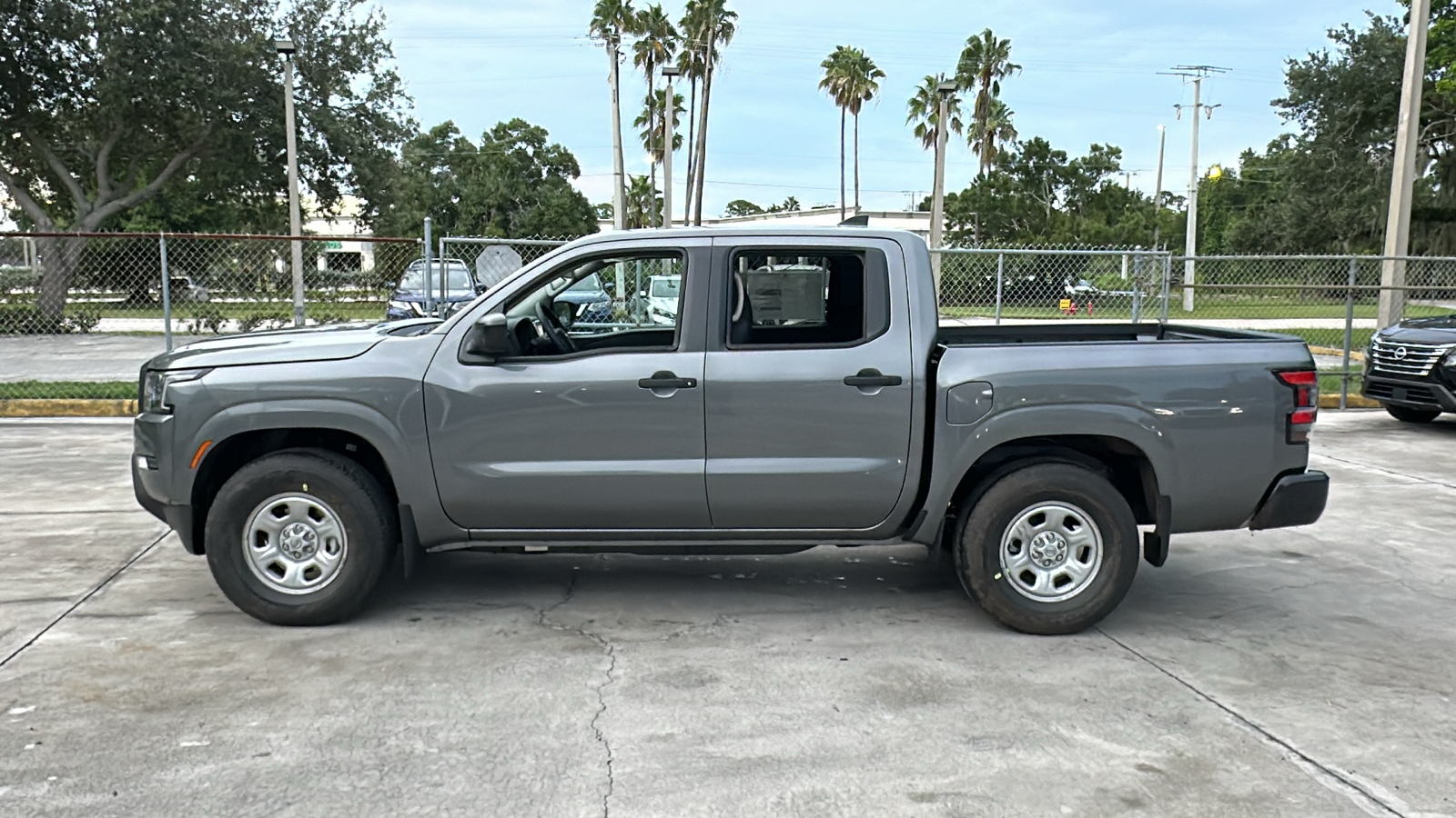 2024 Nissan Frontier S 4