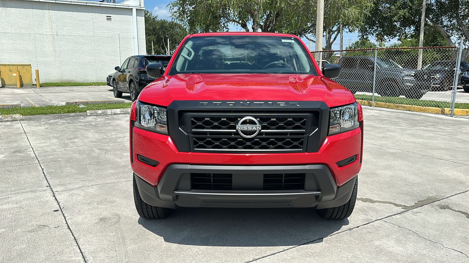 2024 Nissan Frontier S 2