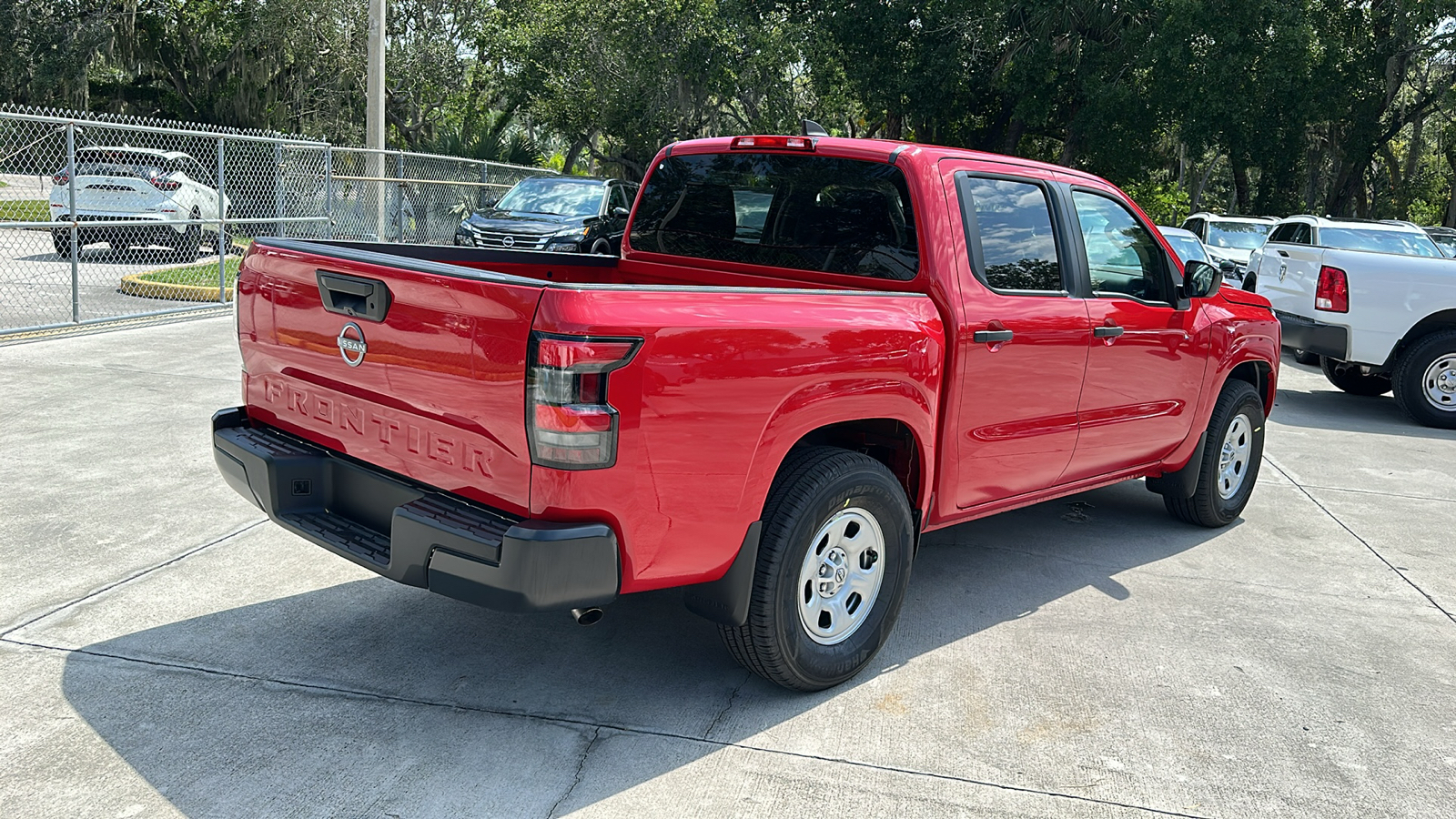 2024 Nissan Frontier S 8