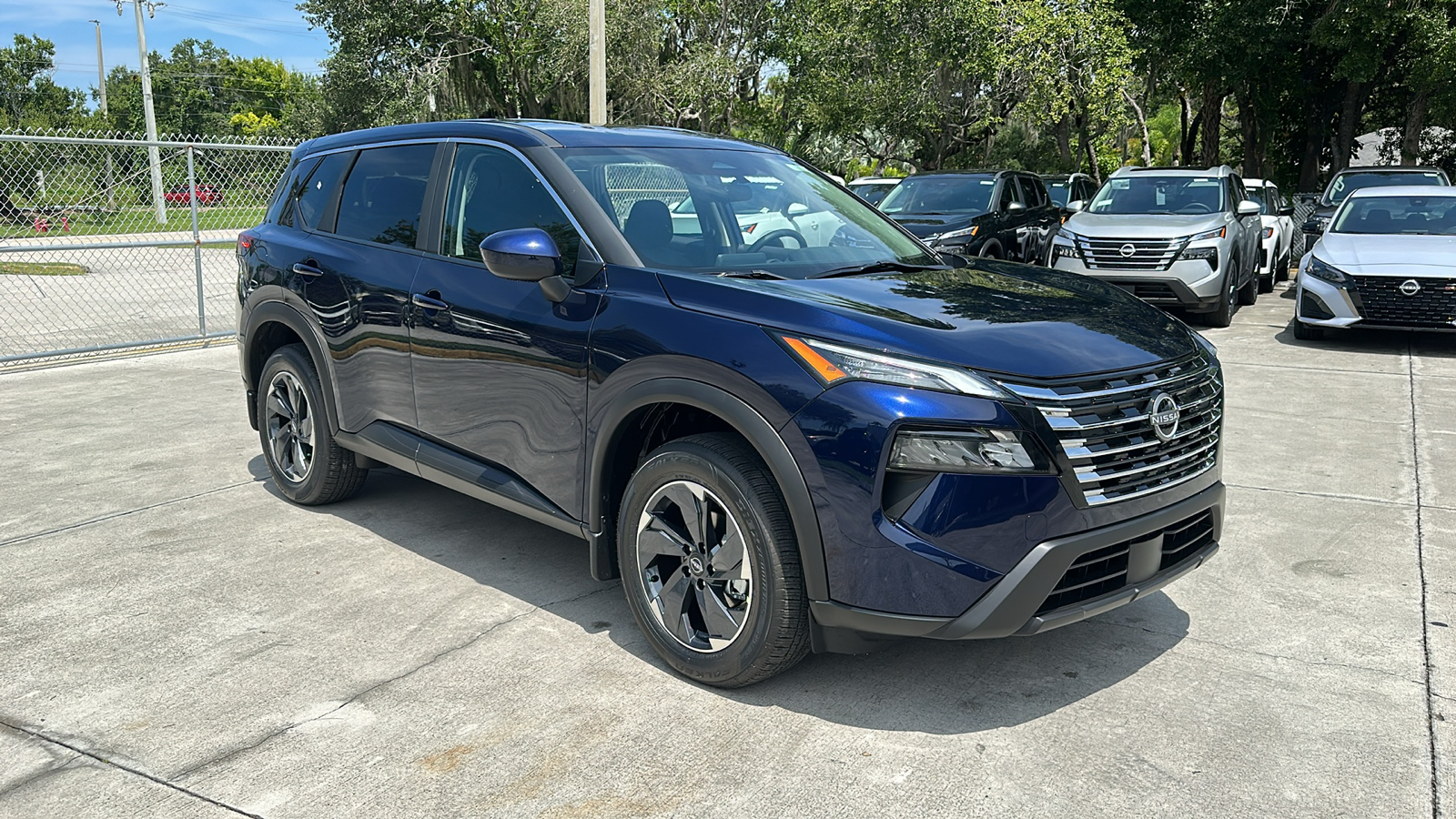 2024 Nissan Rogue SV 1