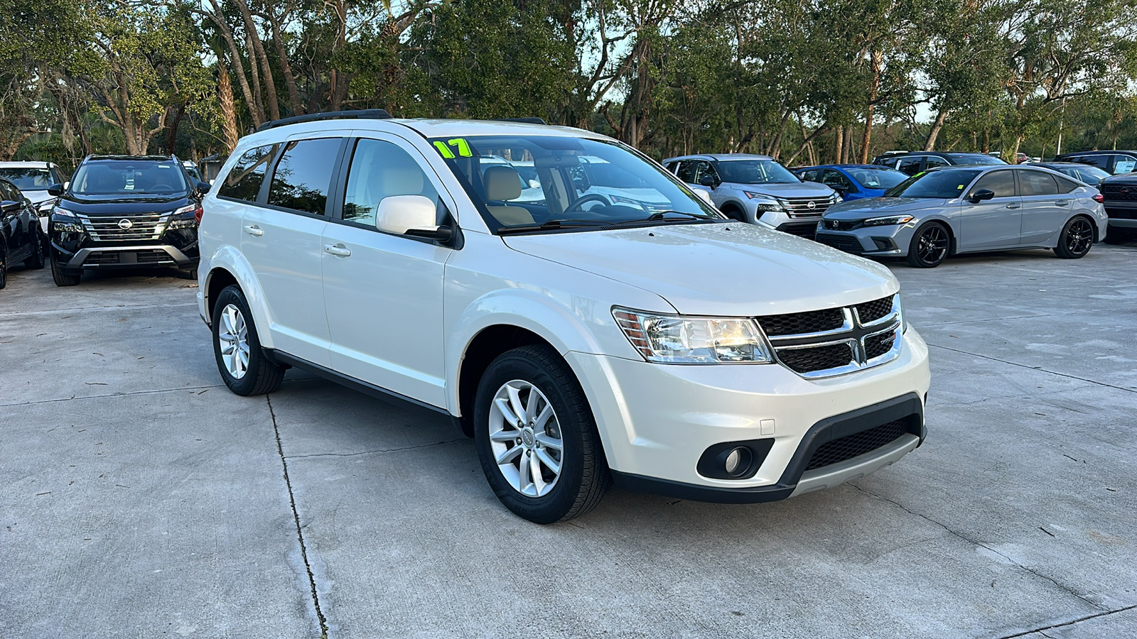 2017 Dodge Journey SXT 1