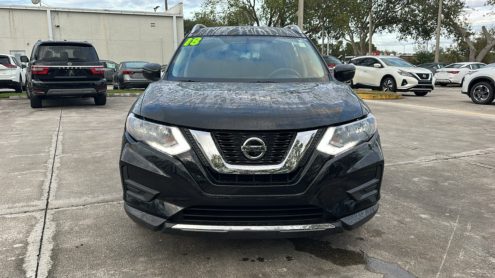 2018 Nissan Rogue SV 2