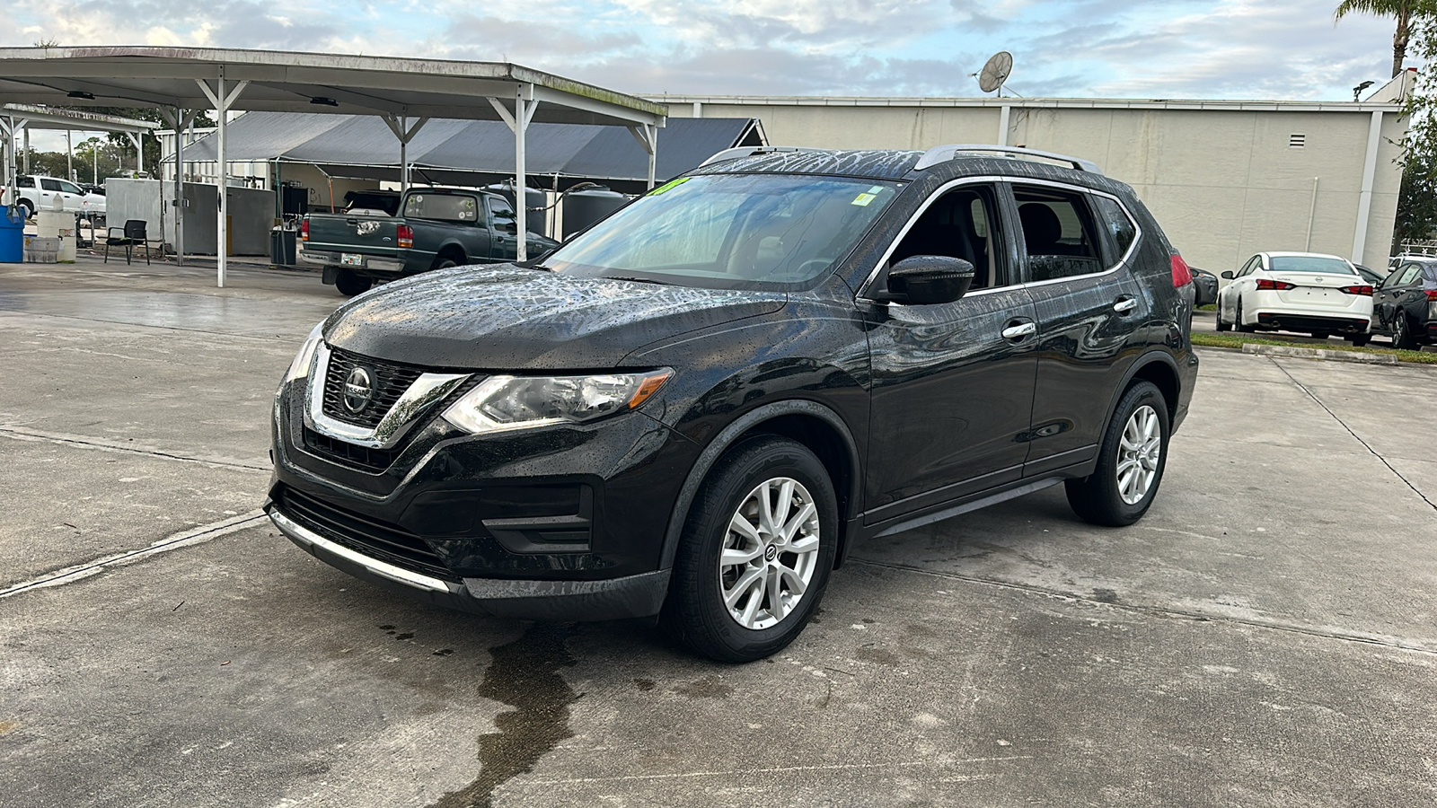 2018 Nissan Rogue SV 3