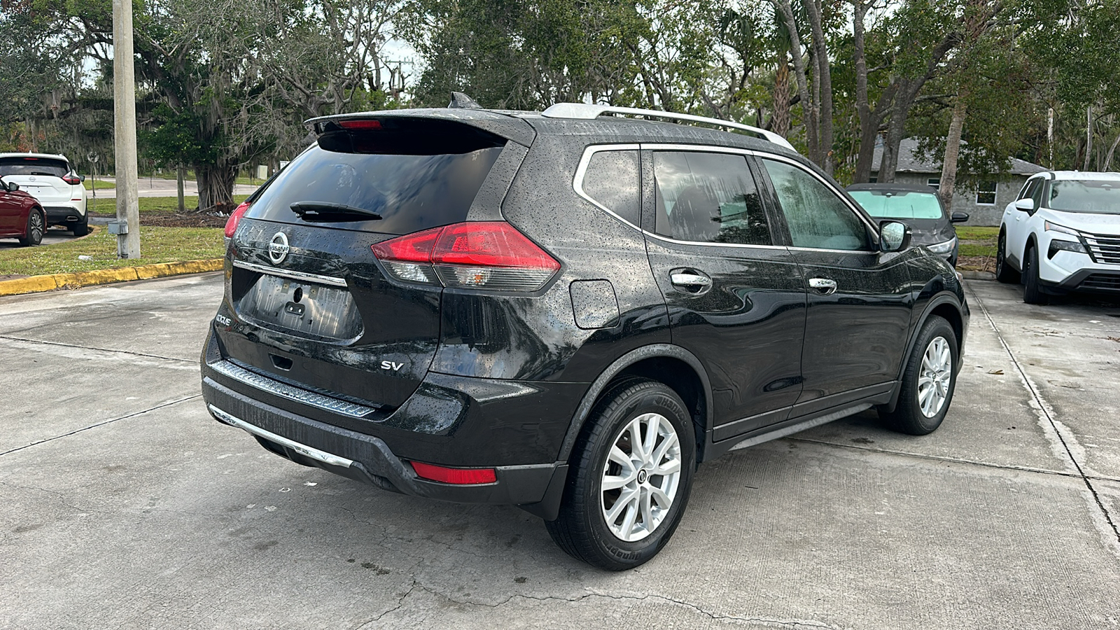 2018 Nissan Rogue SV 7