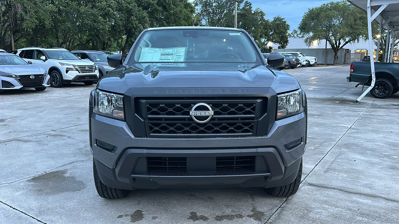 2024 Nissan Frontier S 2