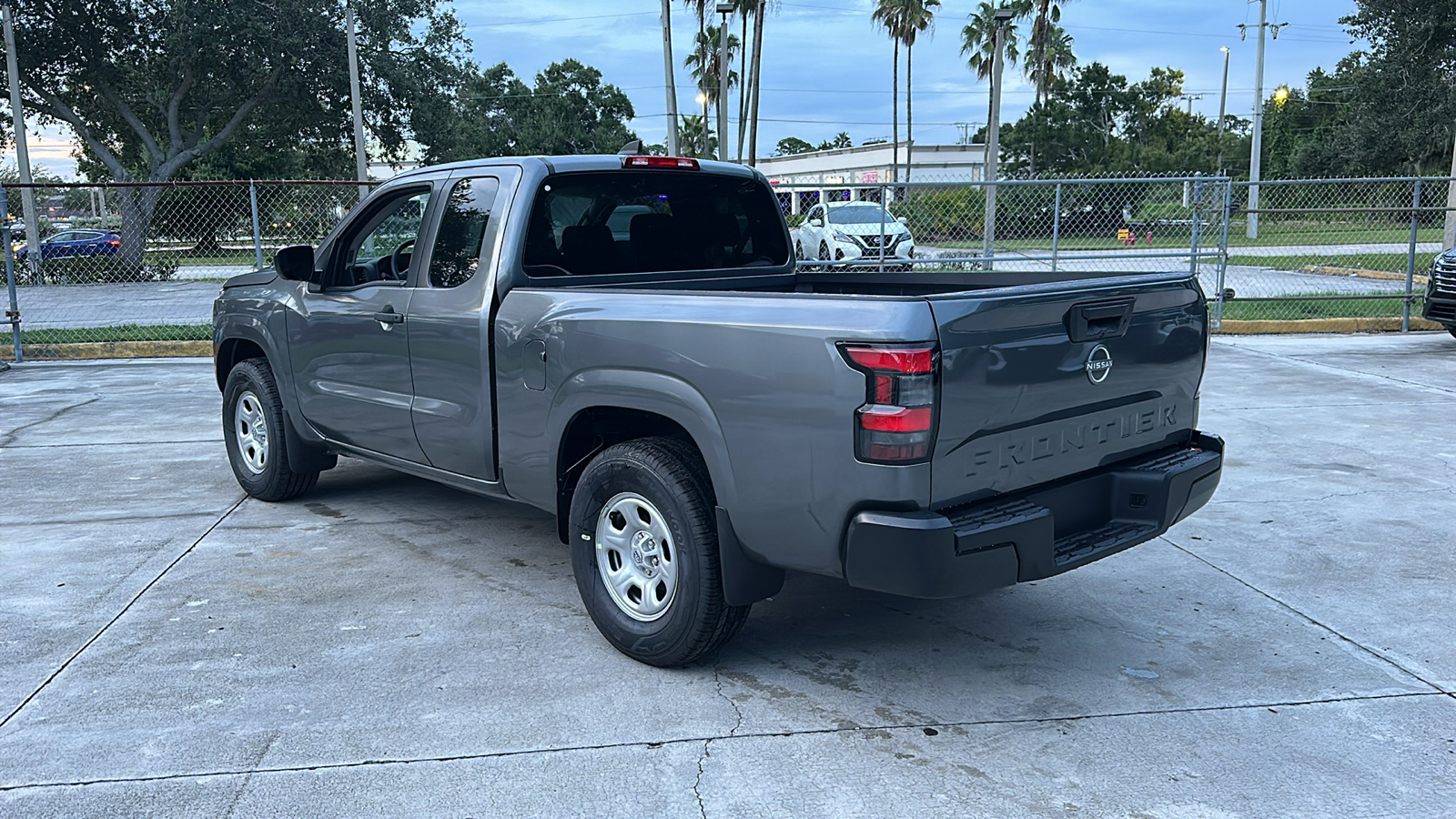 2024 Nissan Frontier S 6