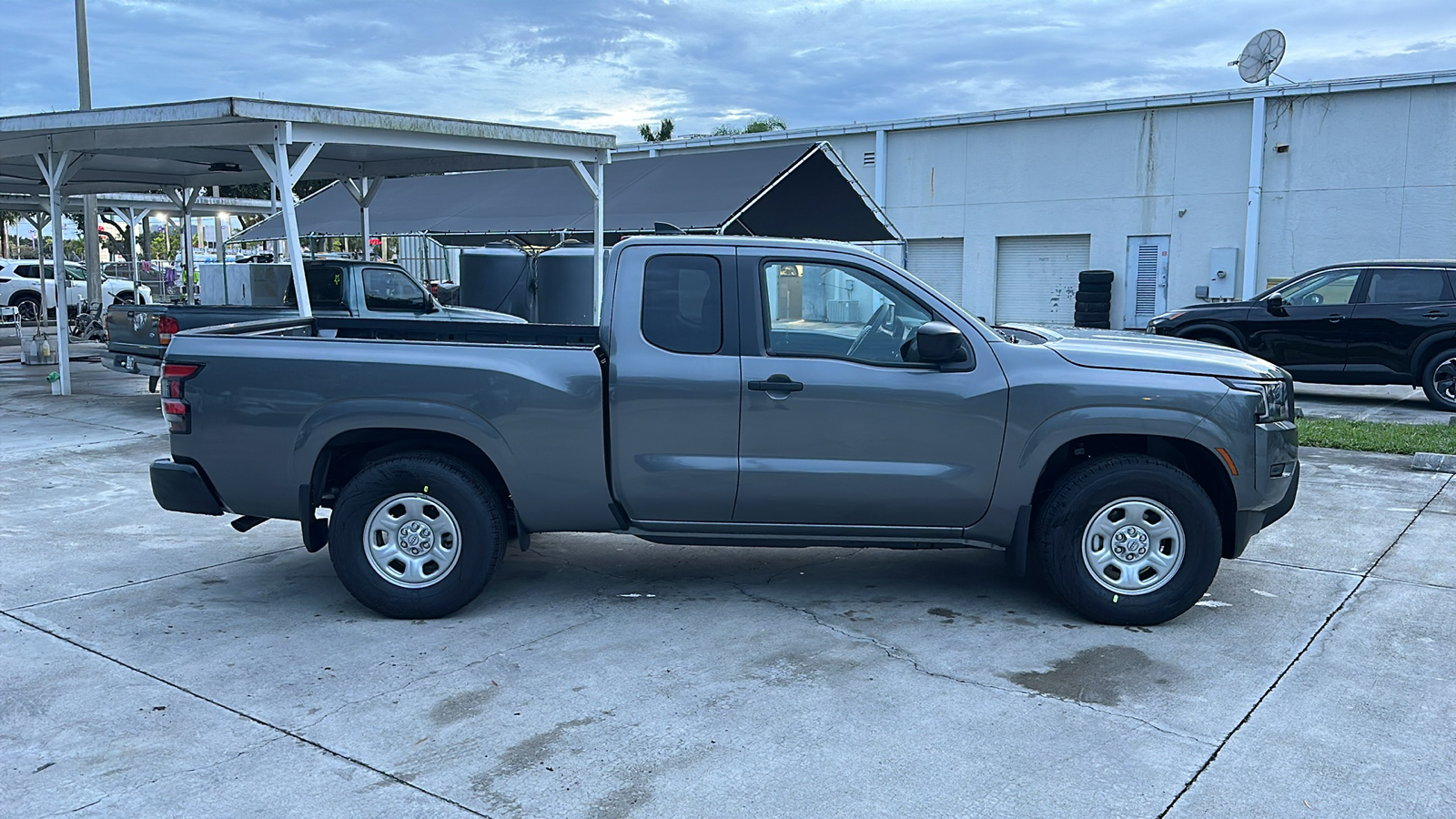 2024 Nissan Frontier S 9