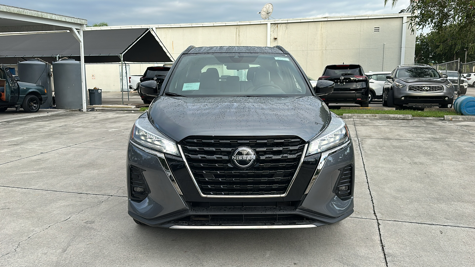 2024 Nissan Kicks SR 2