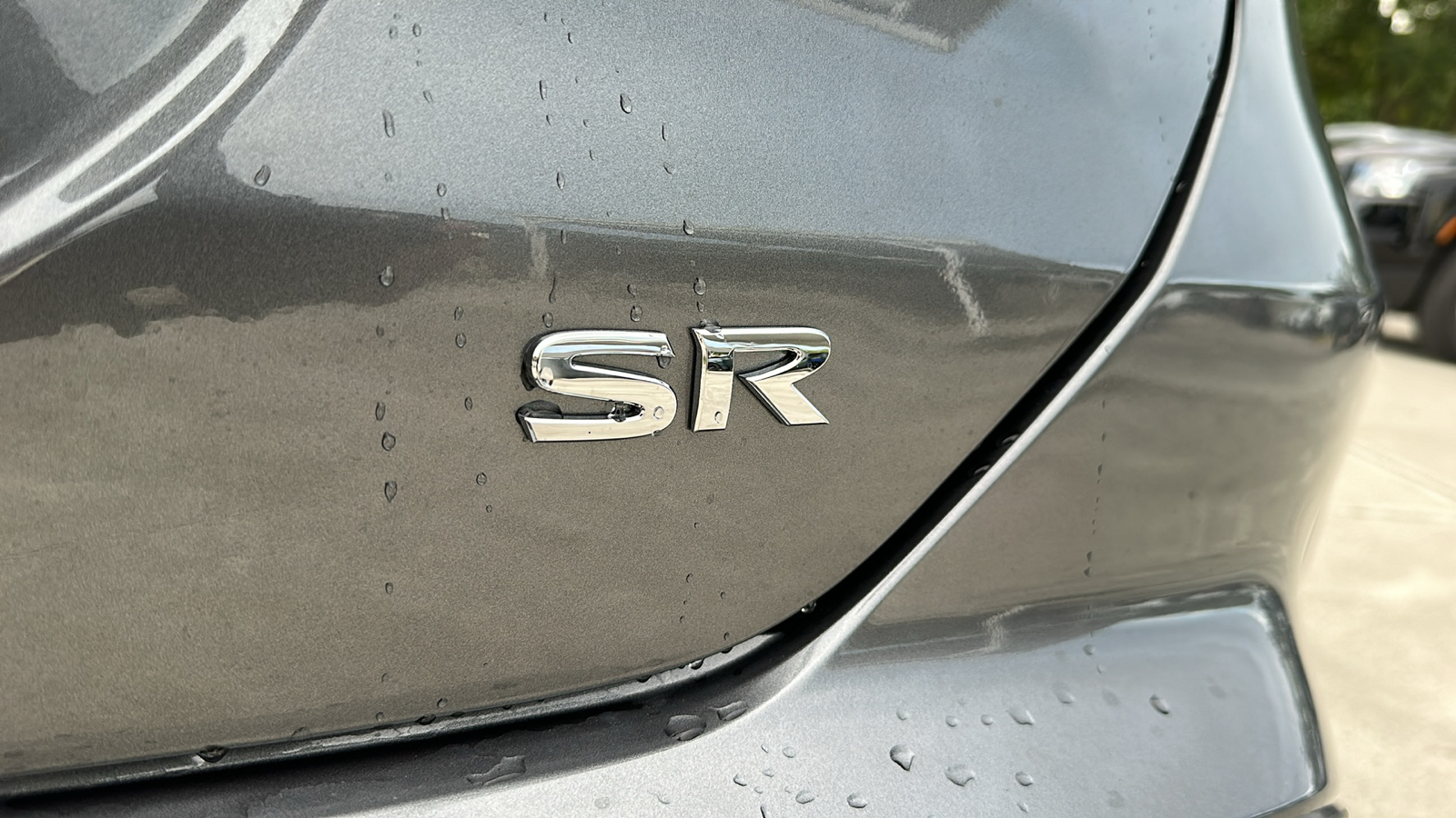 2024 Nissan Kicks SR 11