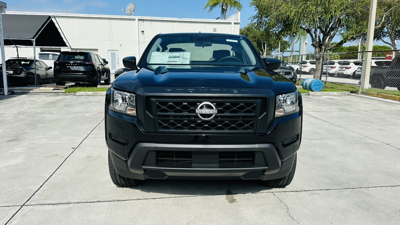 2024 Nissan Frontier S 2