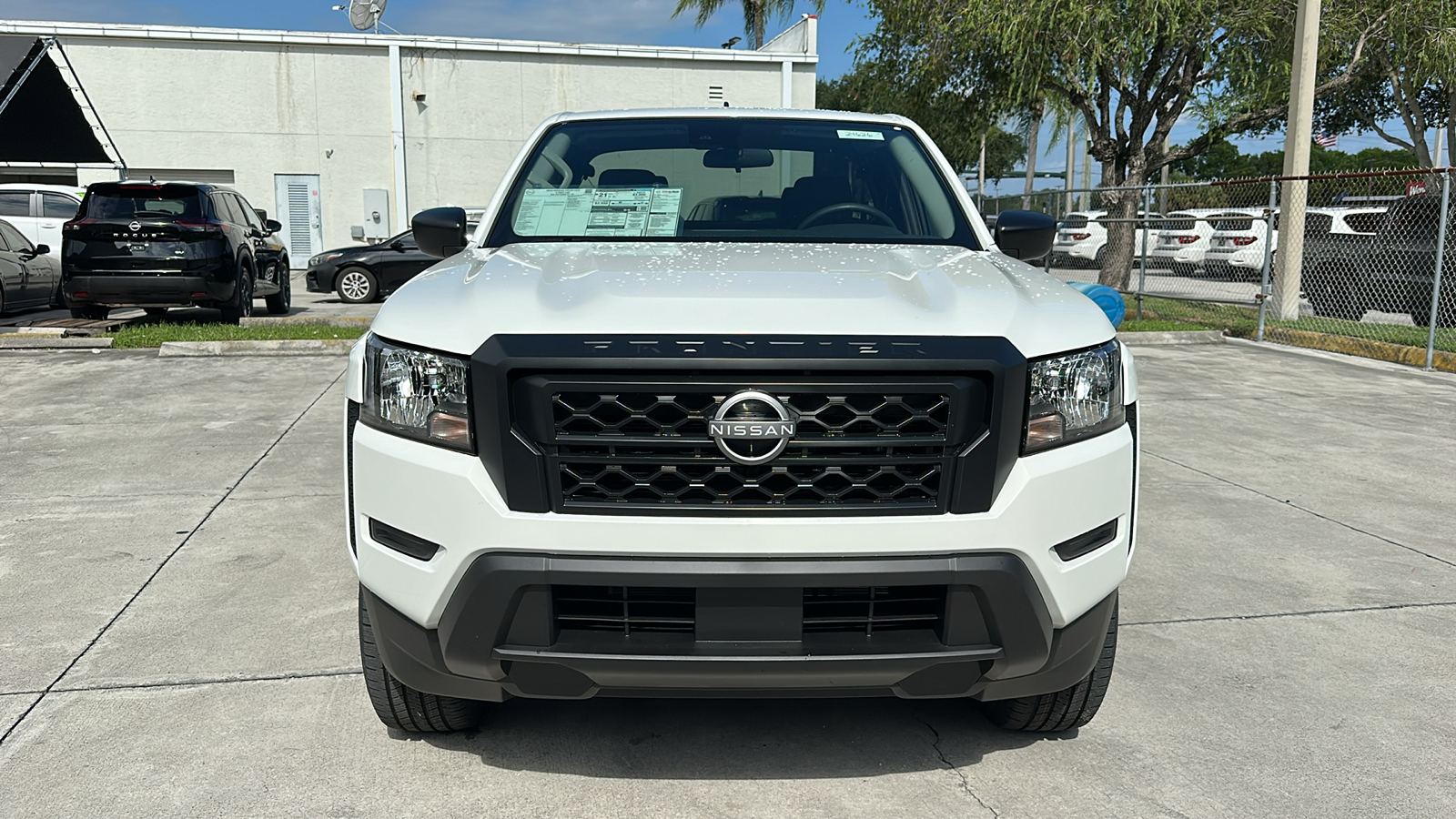 2024 Nissan Frontier S 2