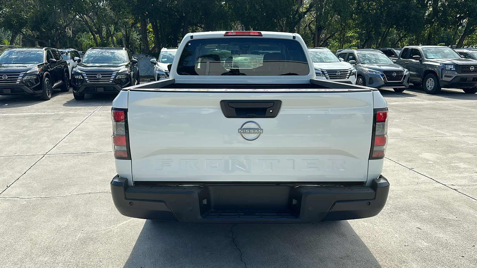 2024 Nissan Frontier S 6