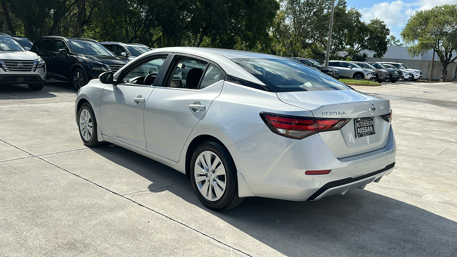 2023 Nissan Sentra S 6