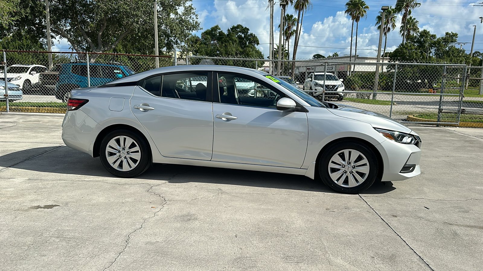 2023 Nissan Sentra S 9