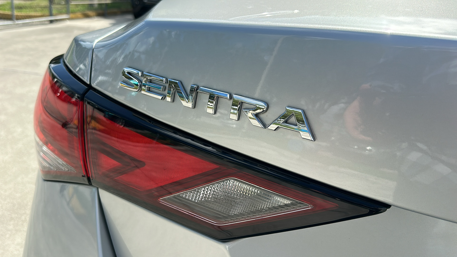 2023 Nissan Sentra S 10