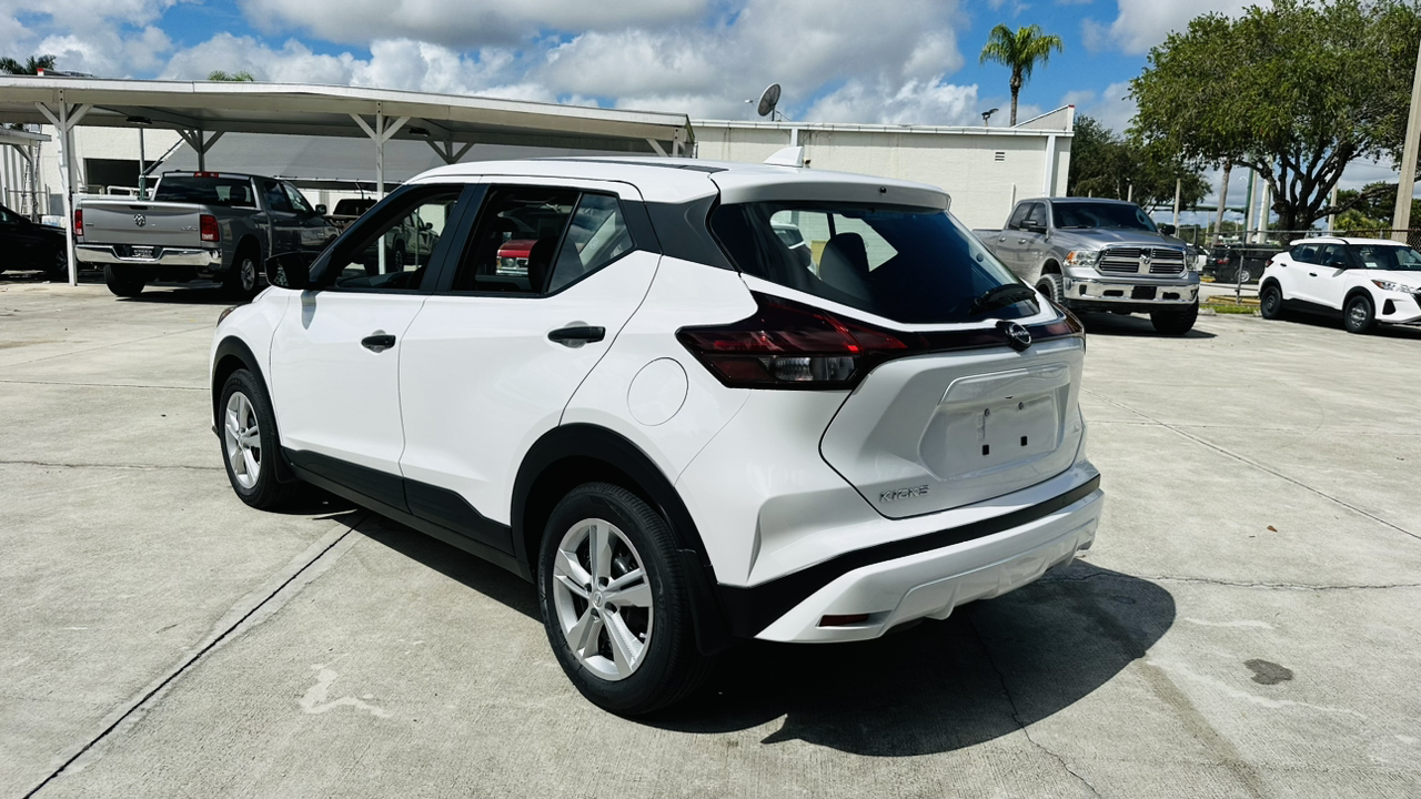 2024 Nissan Kicks S 6