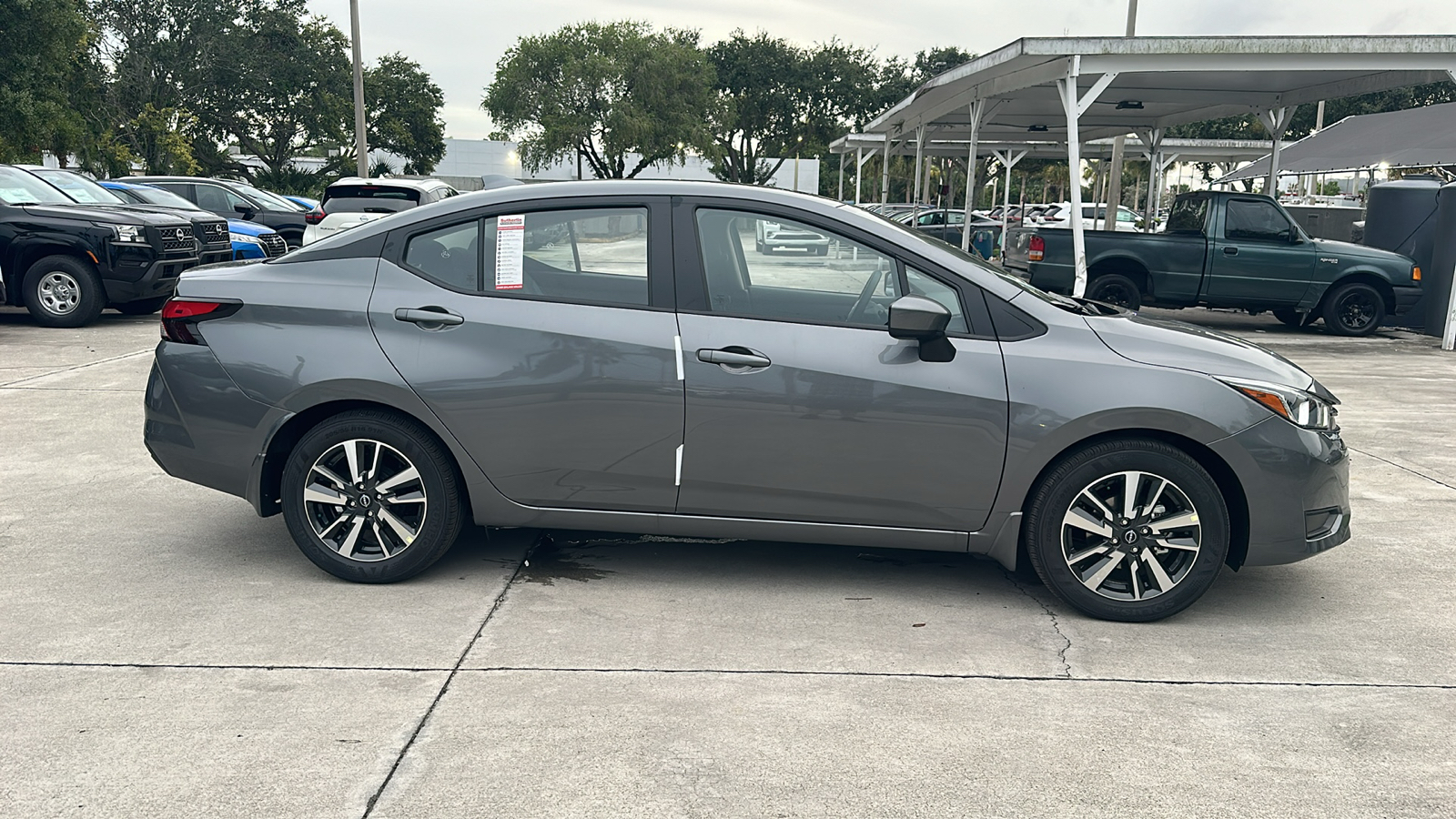 2024 Nissan Versa SV 9