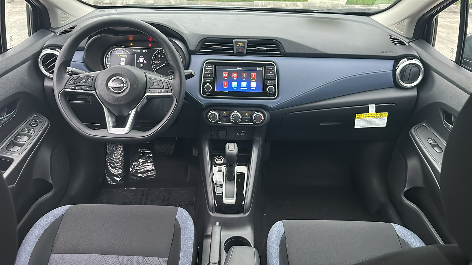 2024 Nissan Versa SV 14