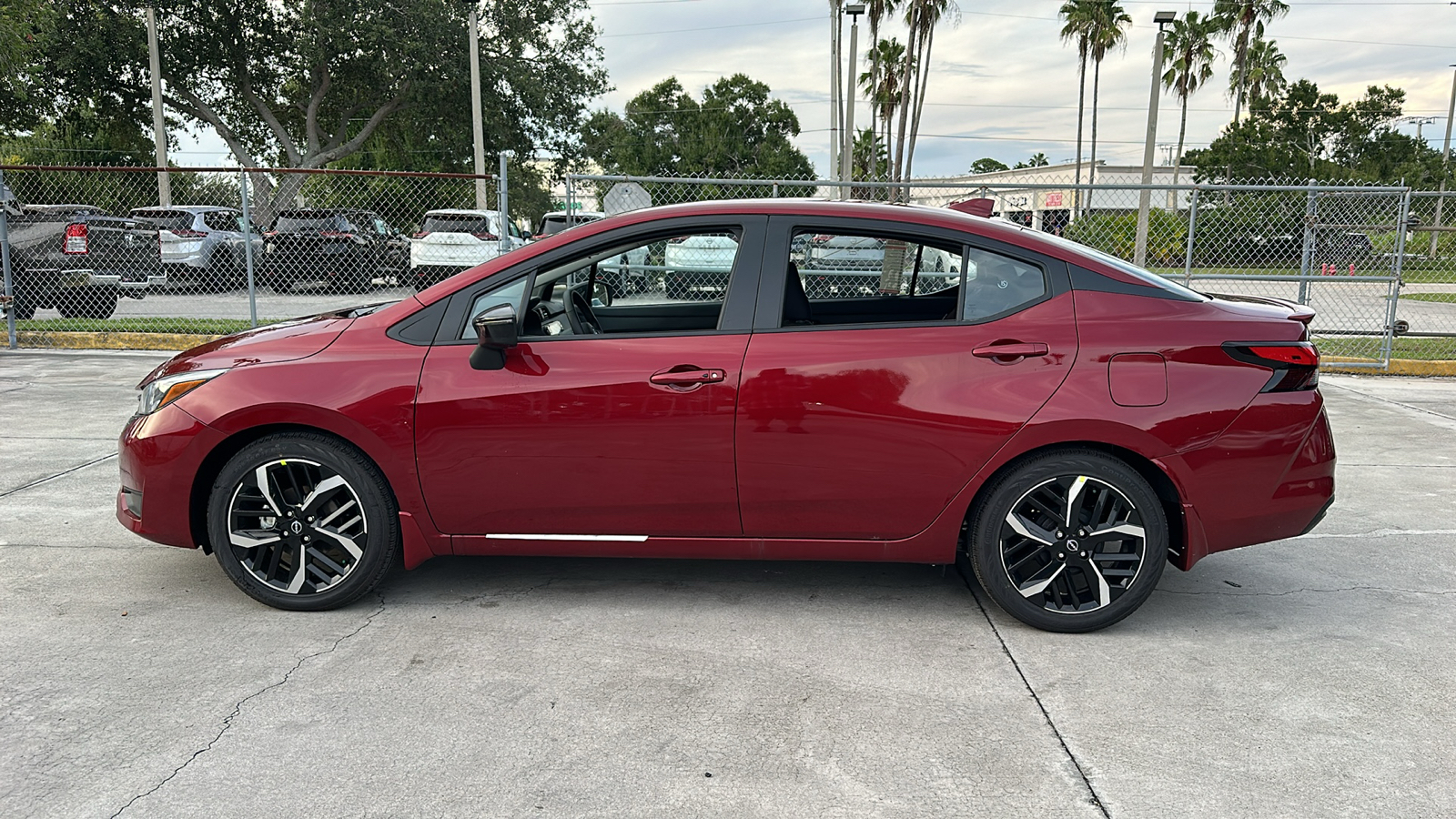 2024 Nissan Versa SR 5