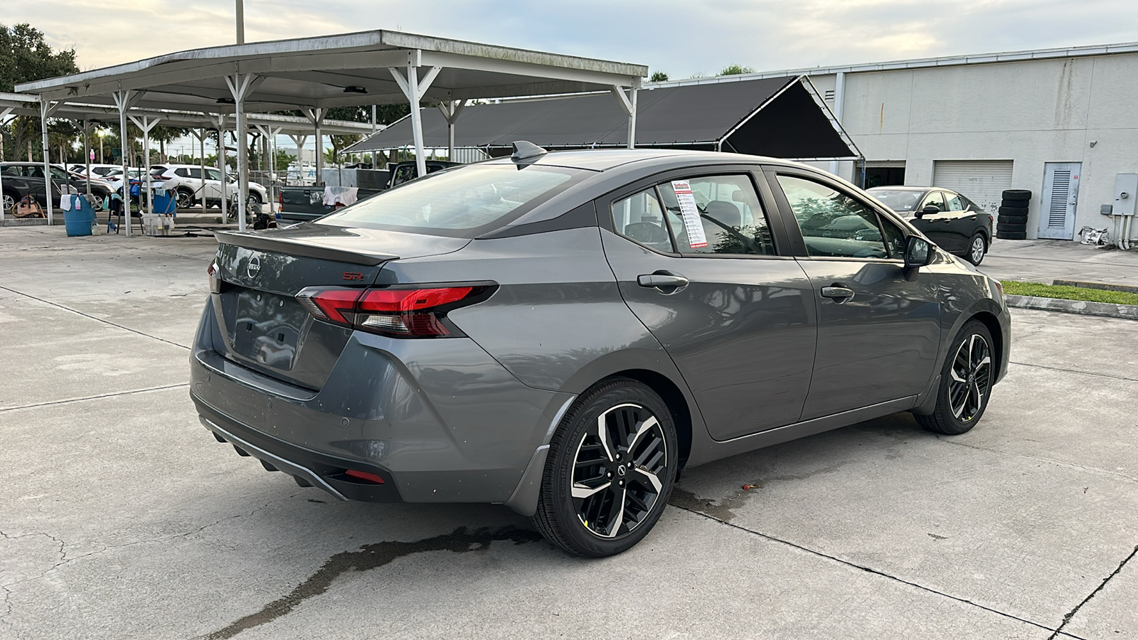 2024 Nissan Versa SR 8