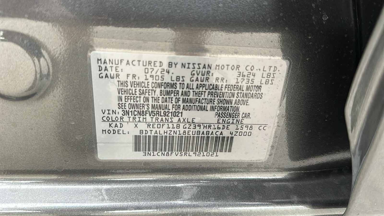 2024 Nissan Versa SR 28