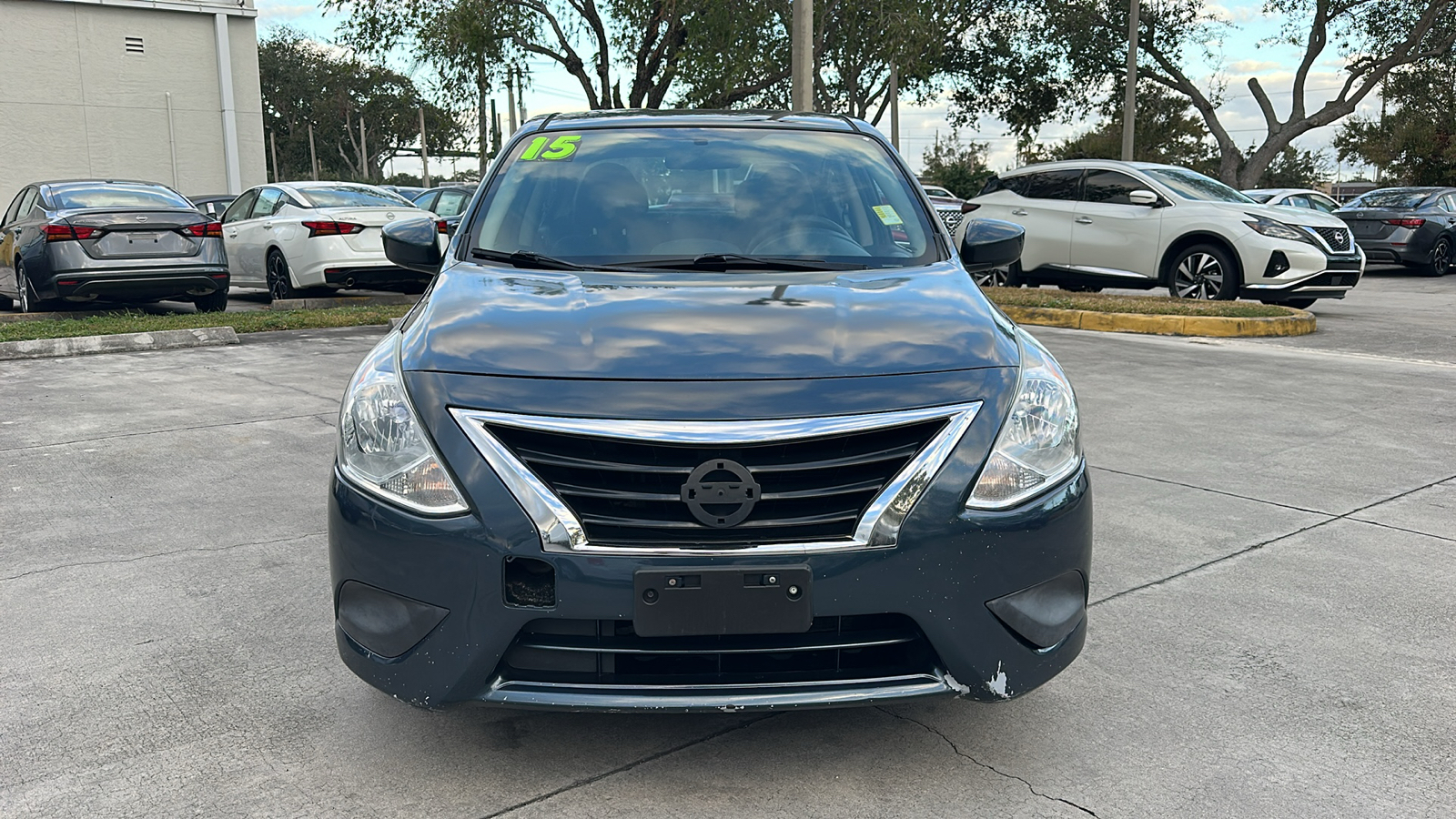 2015 Nissan Versa SV 2