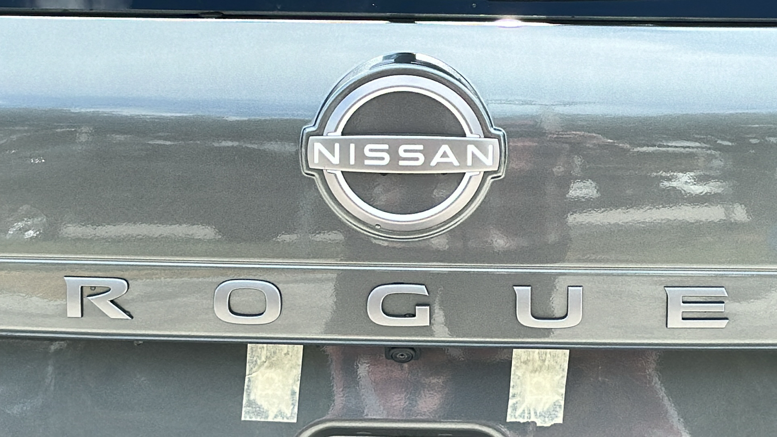 2025 Nissan Rogue SV 10