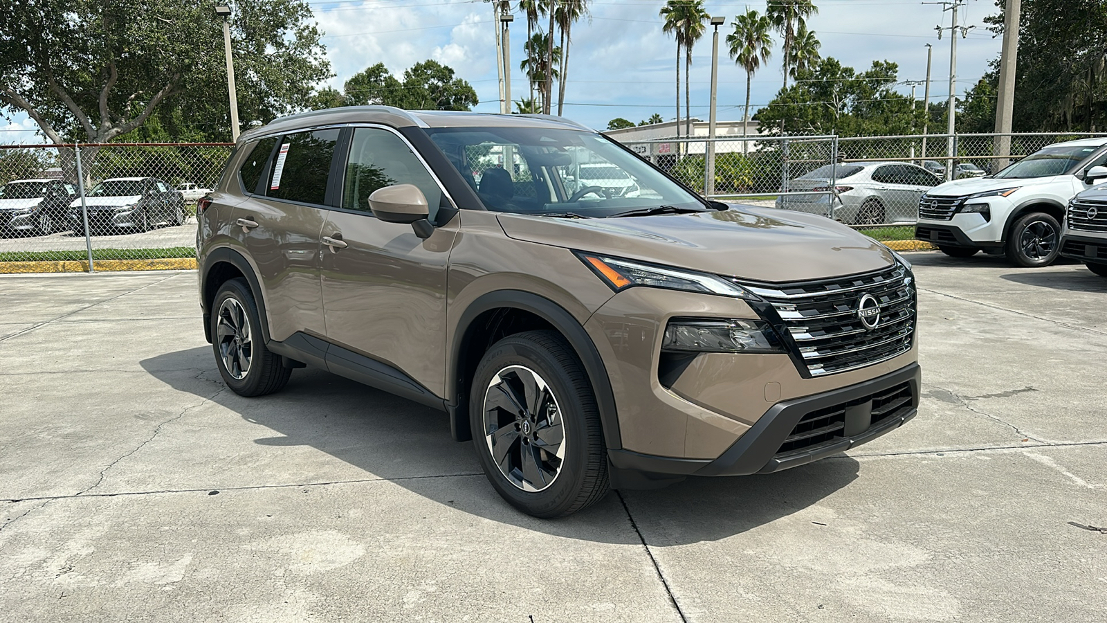 2025 Nissan Rogue SV 1