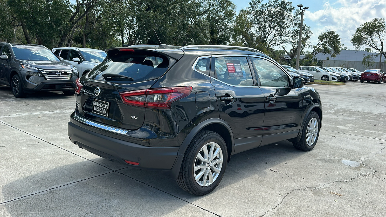 2022 Nissan Rogue Sport SV 7