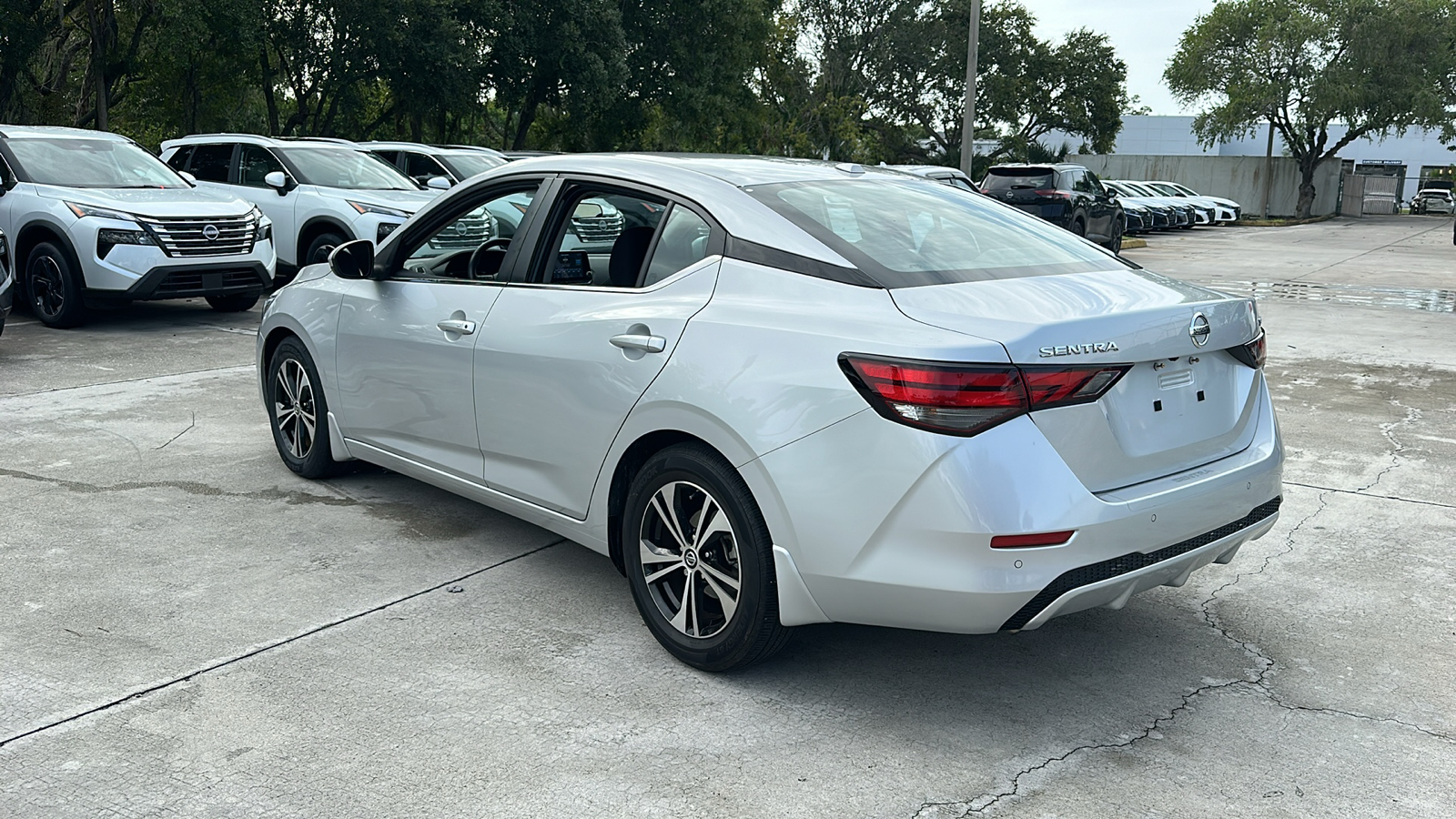 2022 Nissan Sentra SV 6