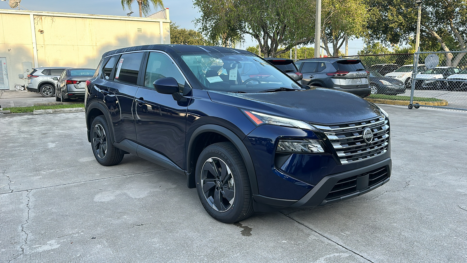 2024 Nissan Rogue SV 1