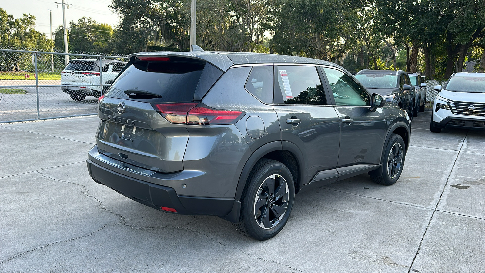 2025 Nissan Rogue SV 7