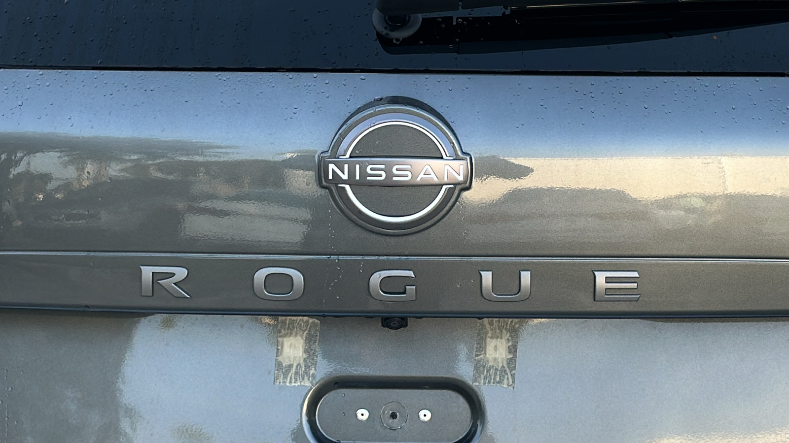 2025 Nissan Rogue SV 9